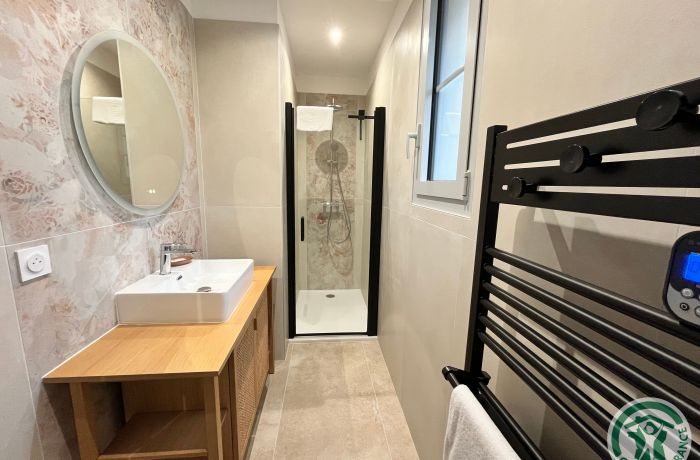 gîte la Hupperie Mas de la Huppe à Franquevaux Gard