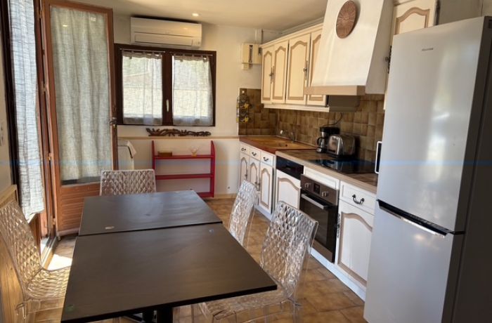 The fisherman's house in Gallician, kitchen, dining area